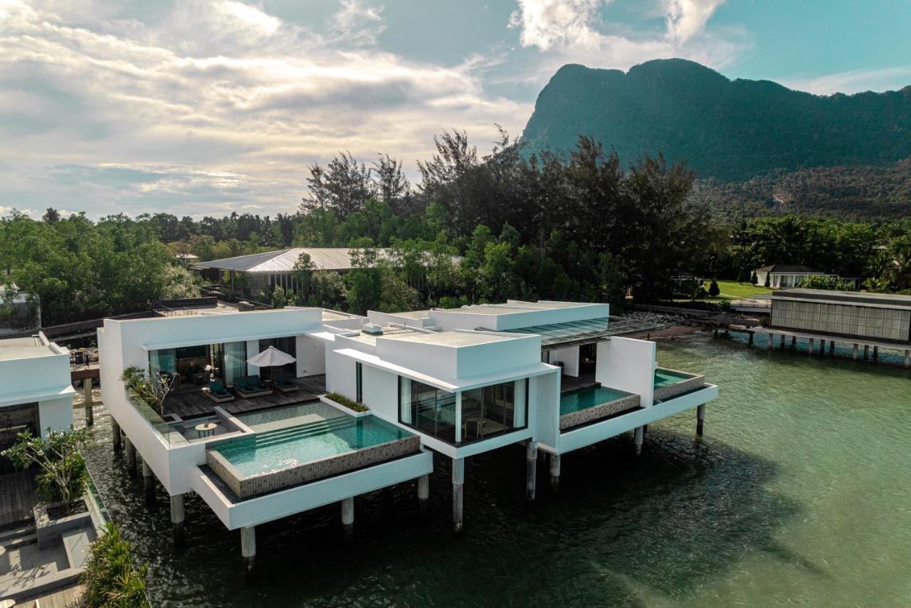 Hotel Cove 55 Santubong Esterno foto