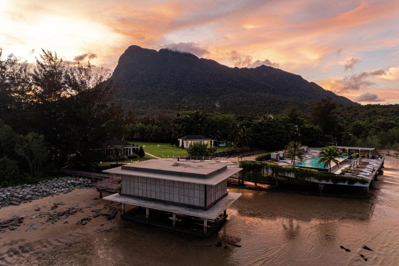 Hotel Cove 55 Santubong Esterno foto