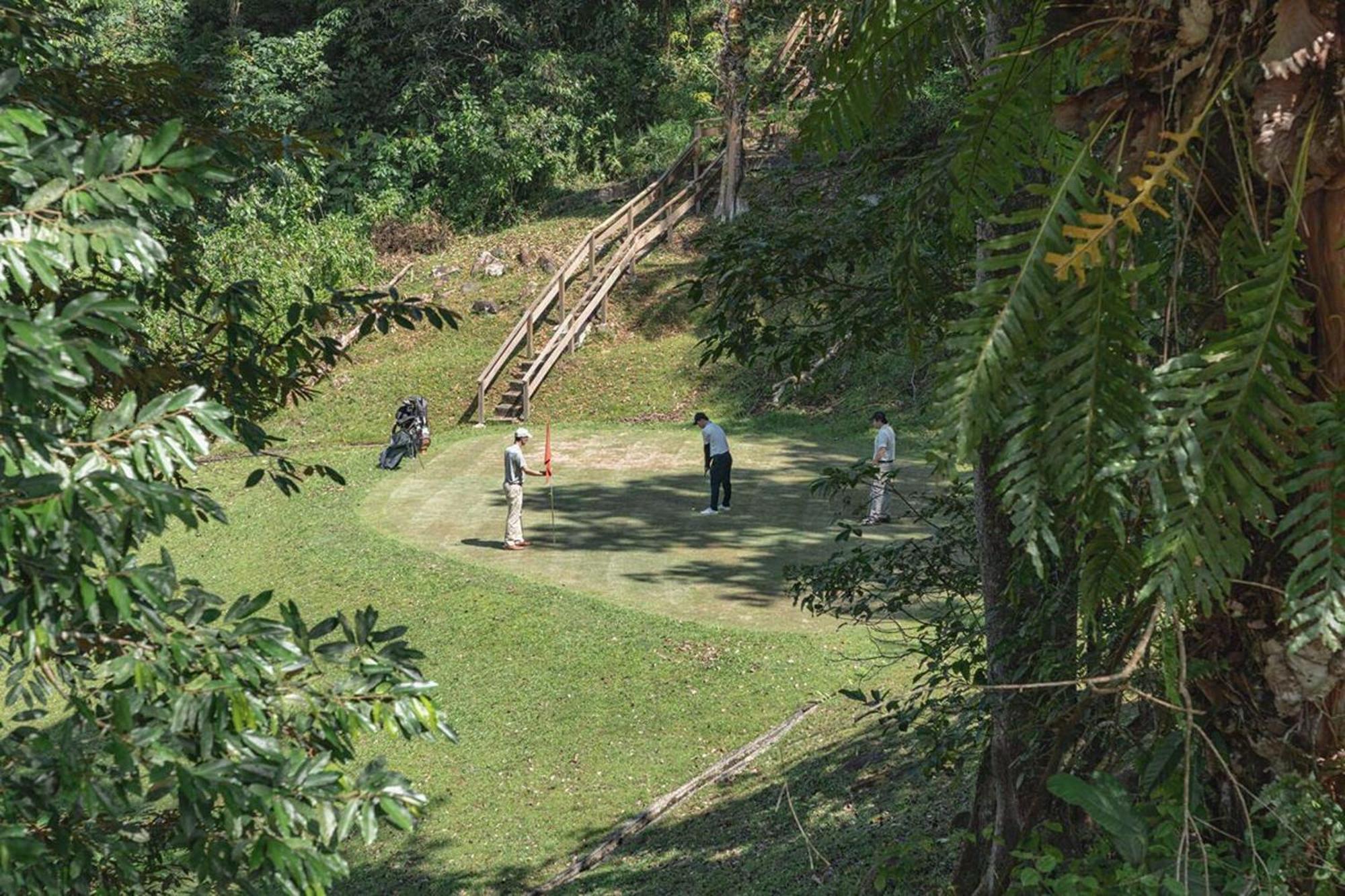 Hotel Cove 55 Santubong Esterno foto