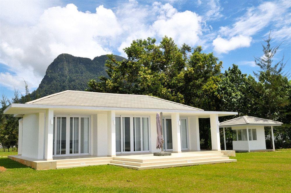Hotel Cove 55 Santubong Esterno foto